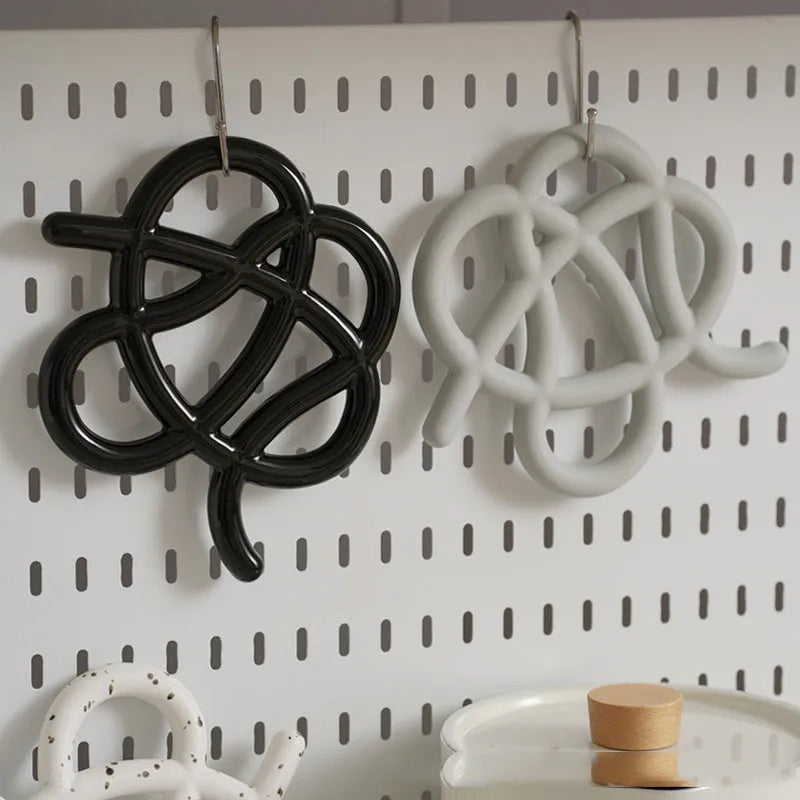 Ceramic heat-proof mat irregular shape modern design bright black coconut milk grey splash ink colours