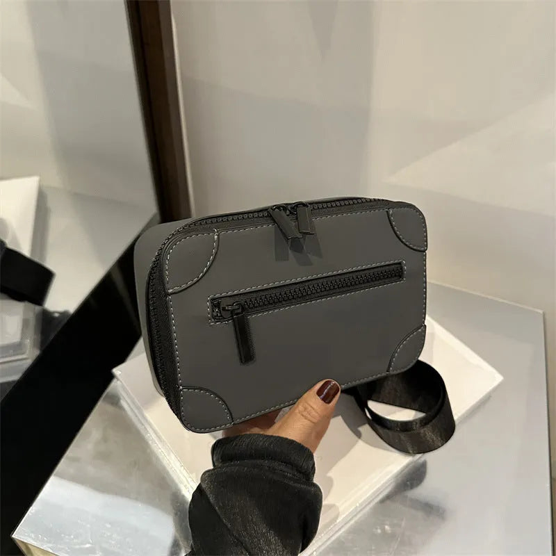Women's square crossbody bag in PU leather with three-dimensional pockets and mobile phone compartment