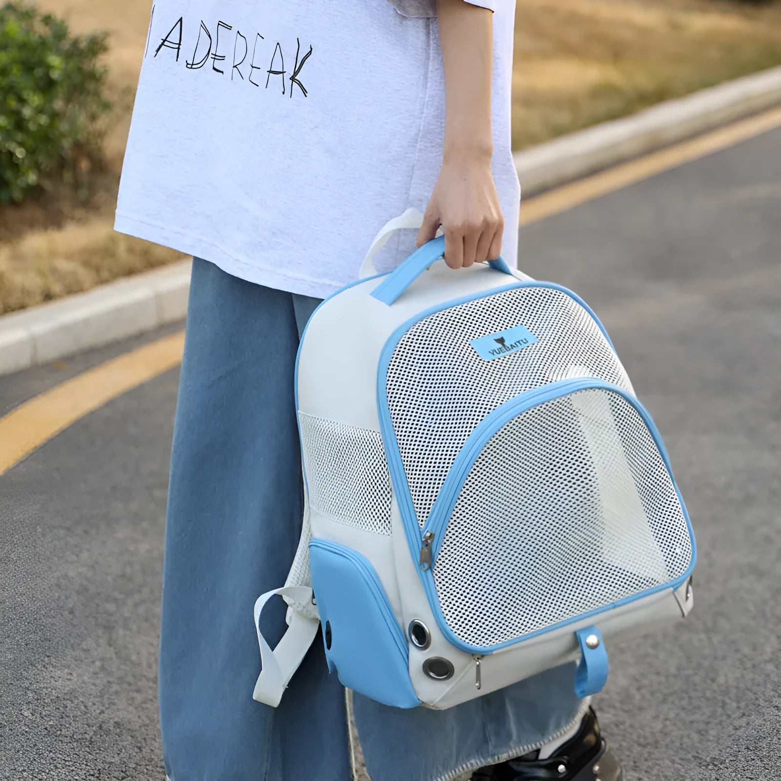 Double shoulder cat bag in solid colour for cats up to 7.50kg made from nylon