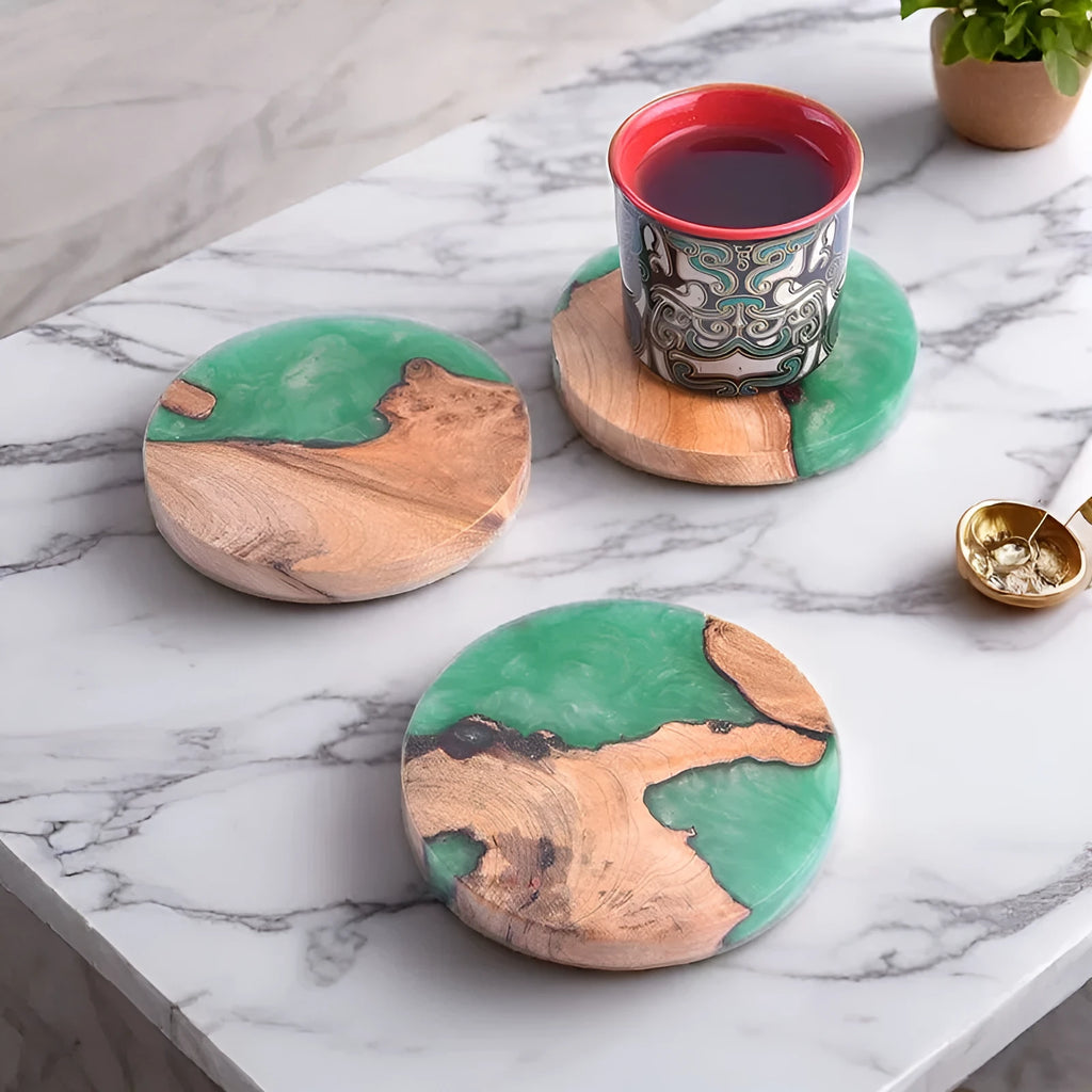 Nordic style wooden Kung Fu tea coaster in solid colour with irregular round shape