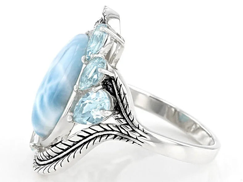 Vintage women's ring with lion motif geometric shape antique silver alloy