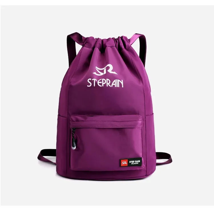 Solid colour drawstring backpack in Oxford cloth with double straps and a water pillow belt.