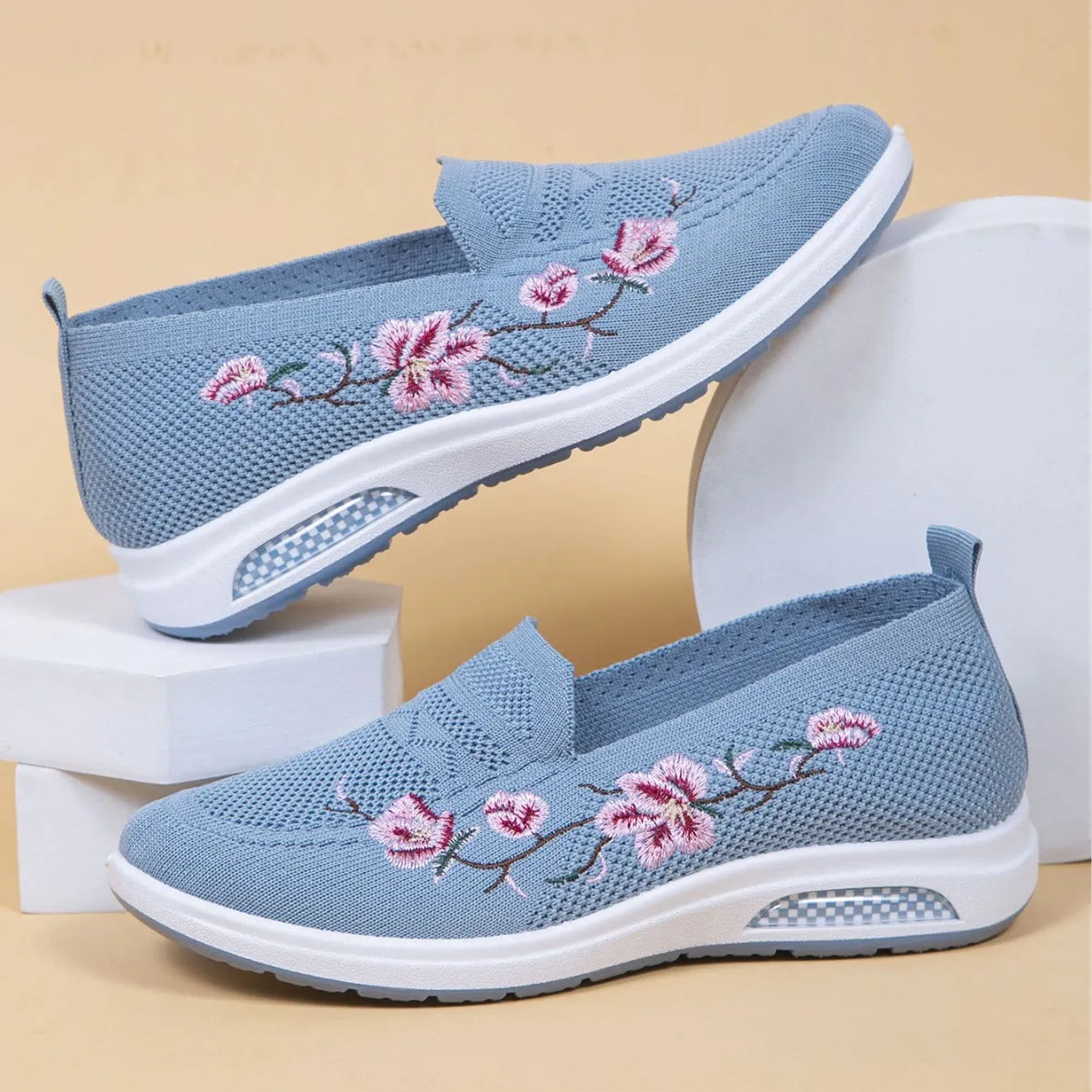 Women's embroidered breathable cloth shoes with soft rubber sole, flat heel, and round toe in multiple colours