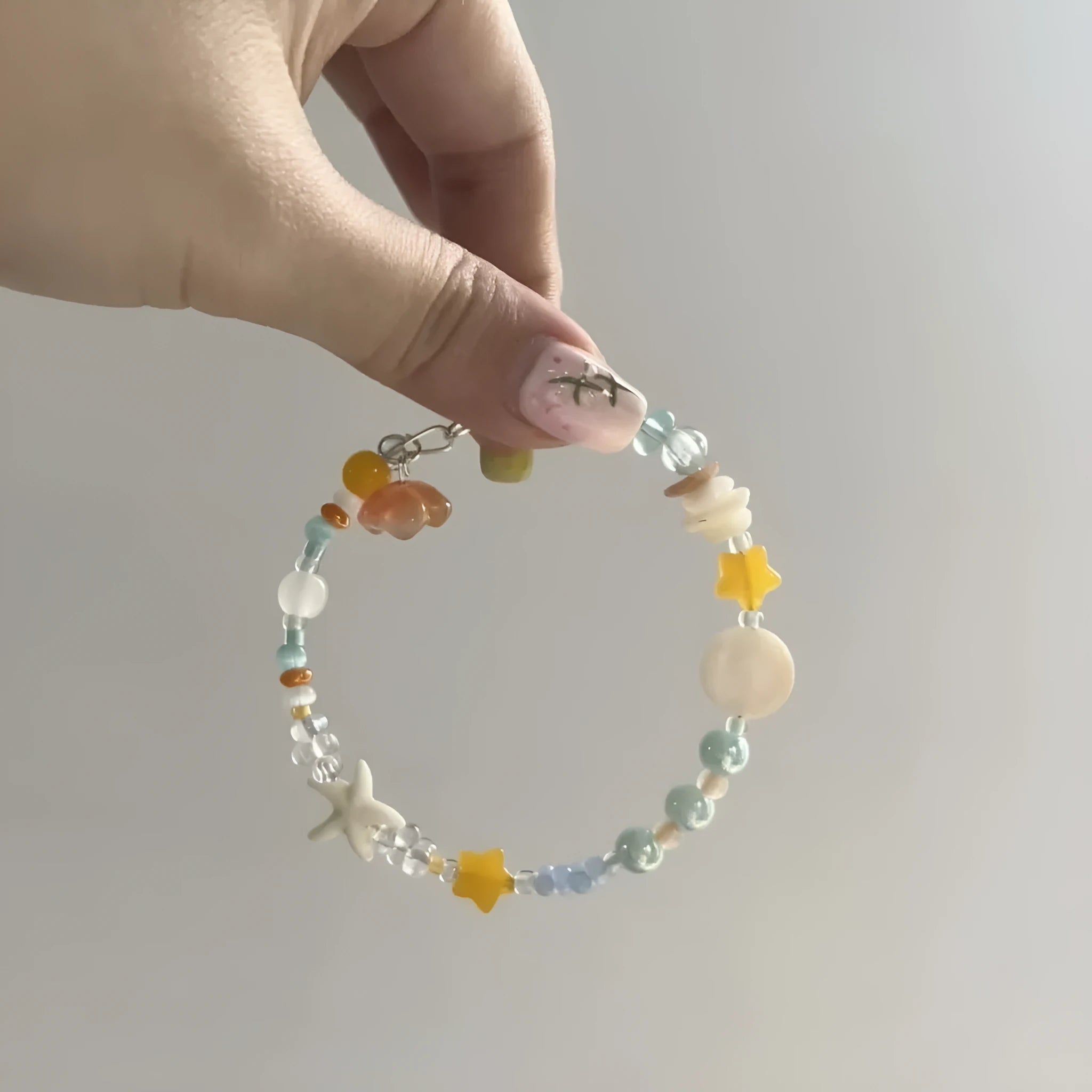 Orange mixed-material alloy bracelet with round and diamond beads for women, seaside summer accessory