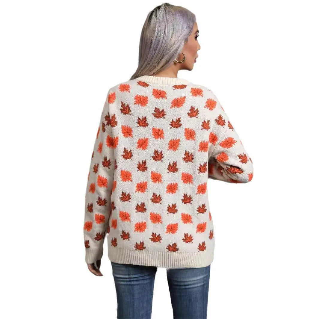 Maple leaf Christmas sweater in beige and dark green colours with street fashion style