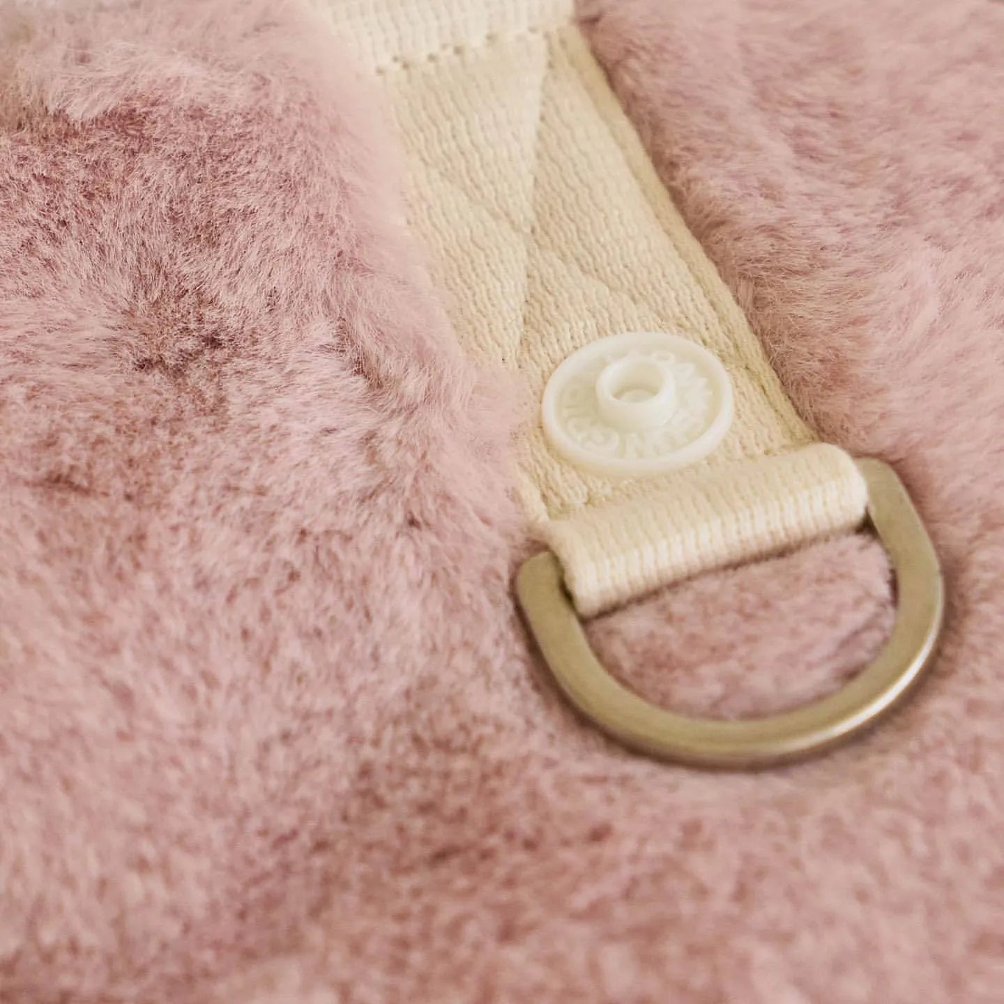 Light pink and light brown polyester warm coat for dogs and cats, shown in sizes XS to XL.