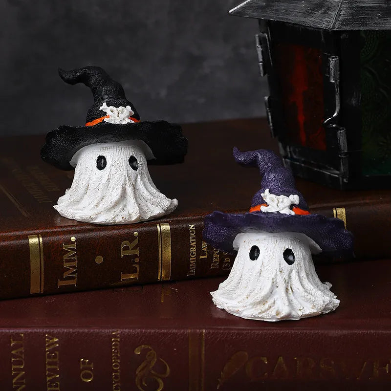 Resin wizard hat ornament in black and purple colours for seasonal decorations