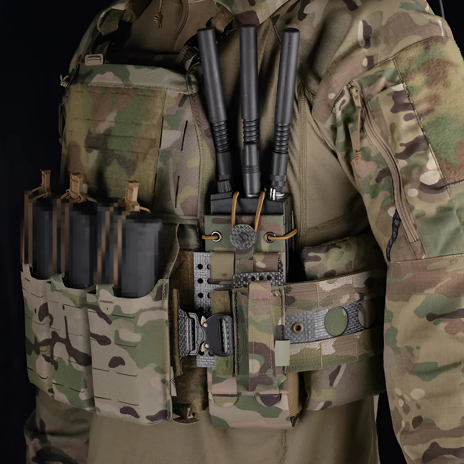 Universal walkie-talkie storage bag in BCP colour for MPU5 PRC 163 models