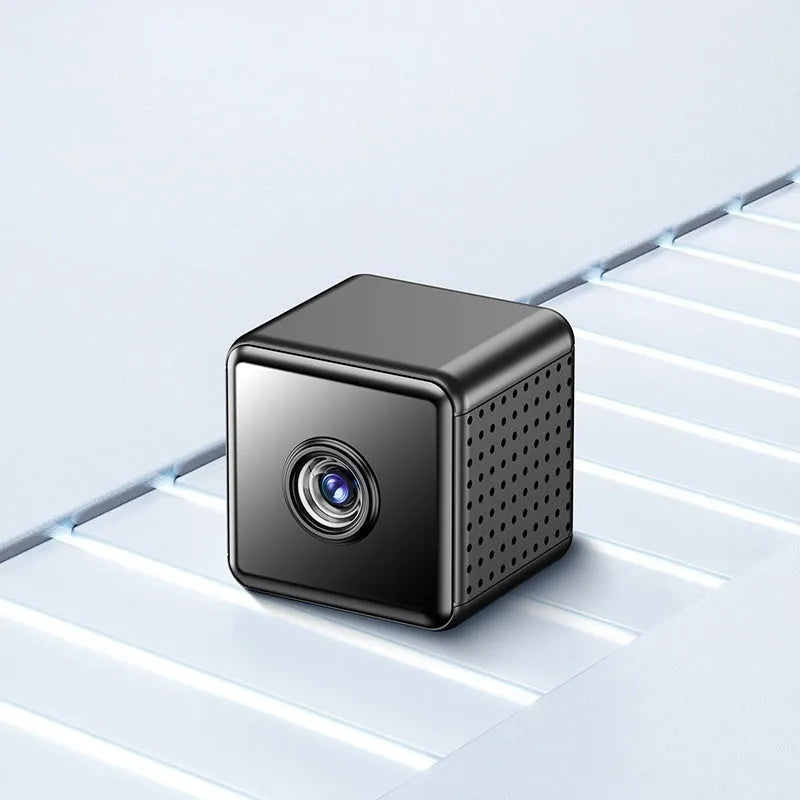 Wireless indoor security camera in X9 colour with built-in lithium battery on bracket