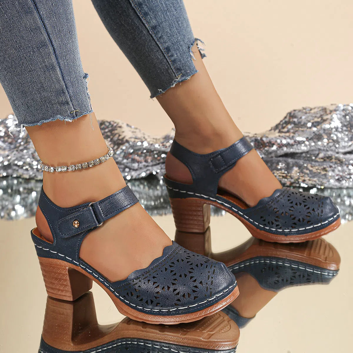 Women's hollow-out chunky-heel closed-toe sandals in black with Velcro strap and rubber outsole