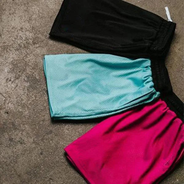 Men's solid colour mesh quick-drying sports shorts for running and fitness workouts in summer