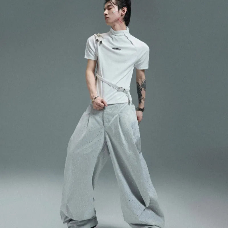 Men's slim fit cotton T-shirt with metal belt design on stand-up collar in black or white