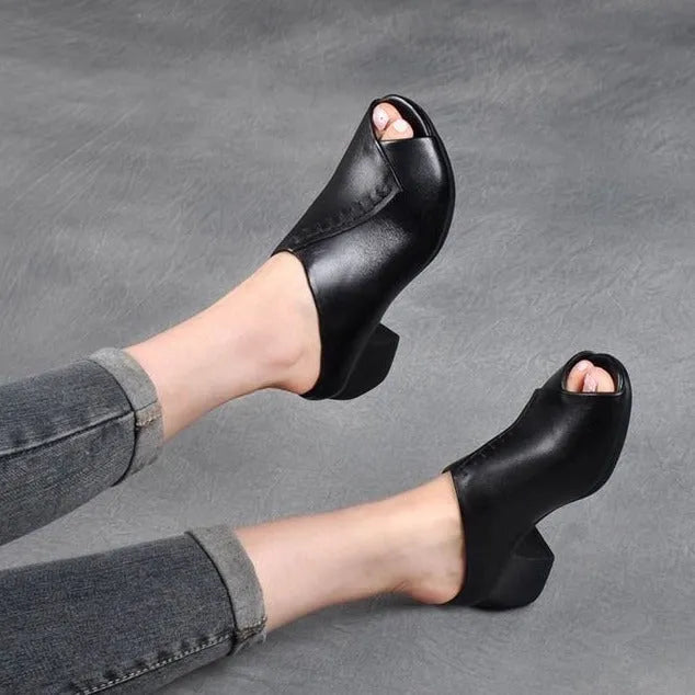 Women's black square heel peep-toe slippers with fish mouth scaffold design