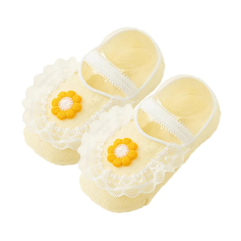 Light blue milky white thin cotton non-slip ankle socks for baby girls with lace trim