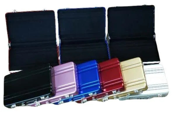 Slim aluminium alloy metal card holder in six colour options: black, silver, blue, red, gold, pink.