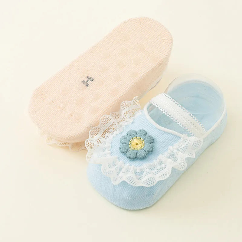 Light blue milky white thin cotton non-slip ankle socks for baby girls with lace trim
