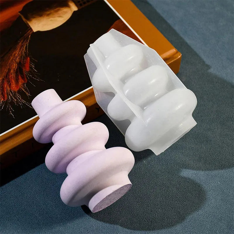 Silicone vase mould with three-layer circle ornament design in irregular modern shape