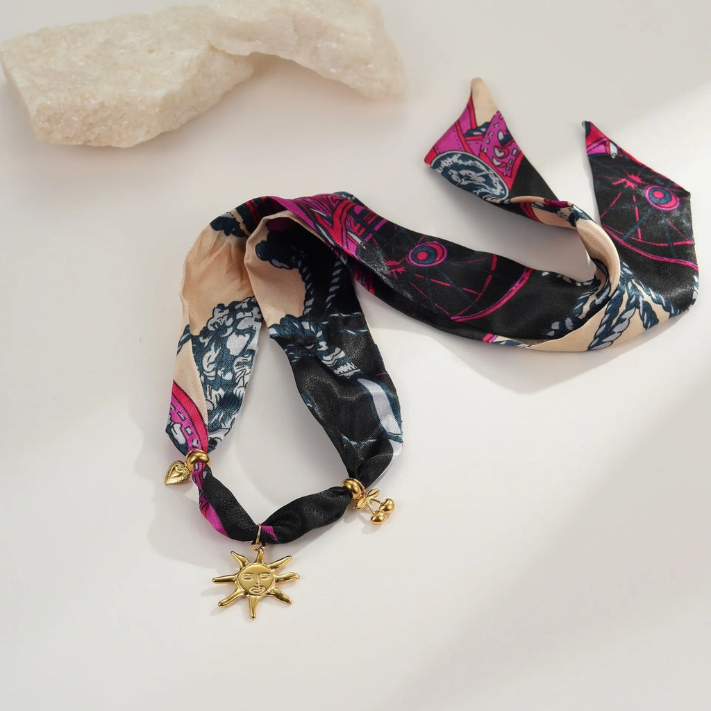 Geometric pendant necklace or bracelet with 18K gold plating on stainless steel, adjustable 41-50cm