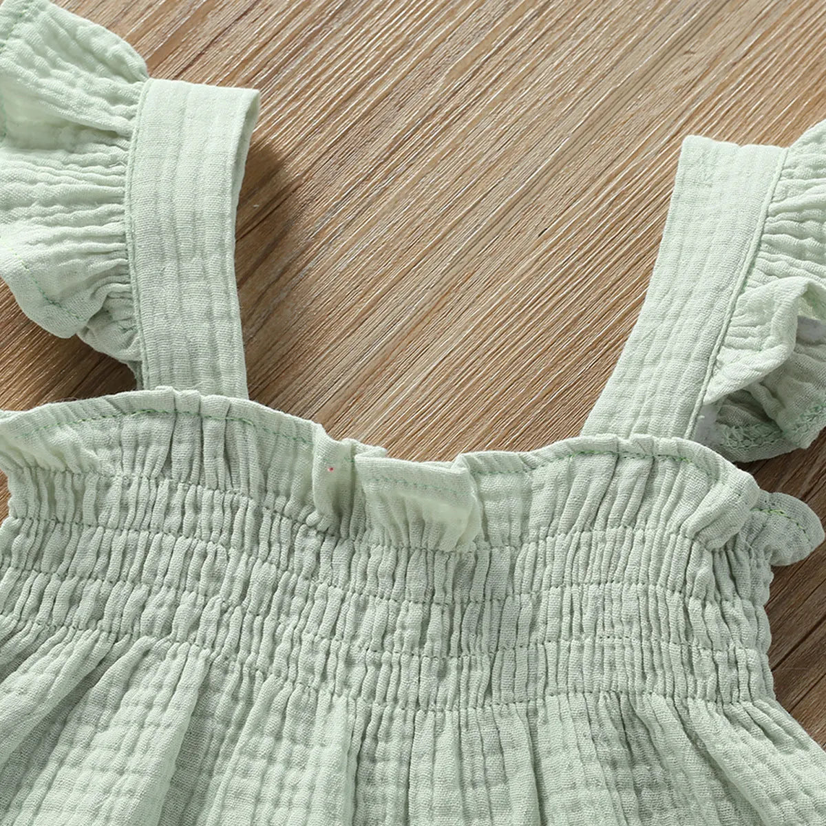 Girls' solid colour cotton sling top and hot pants two-piece suit in green, pullover style for toddlers