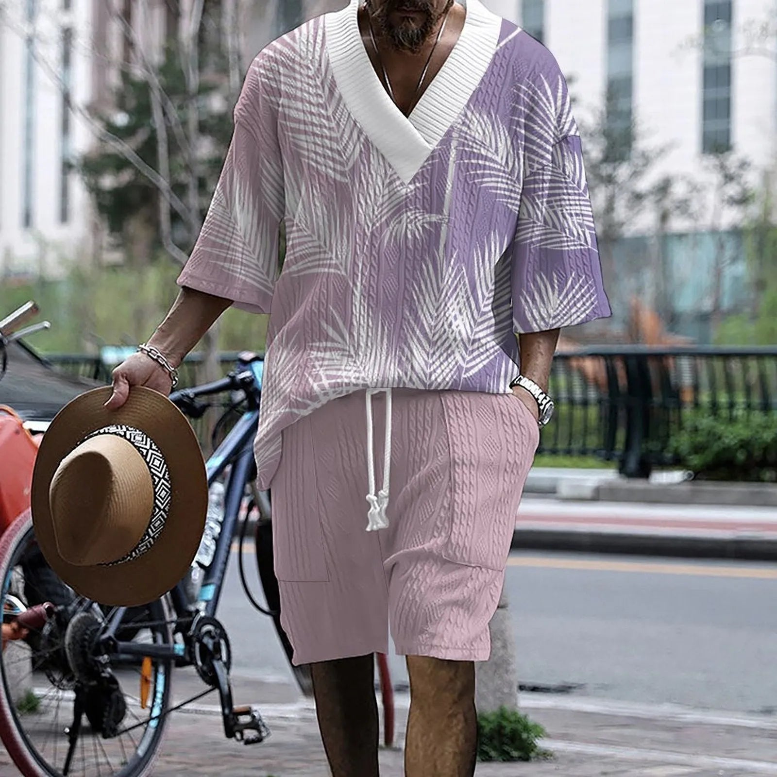 Printed drop-shoulder men's knitted short-sleeved top with matching shorts in a colour from the TH01-362 to TH01-366 range.