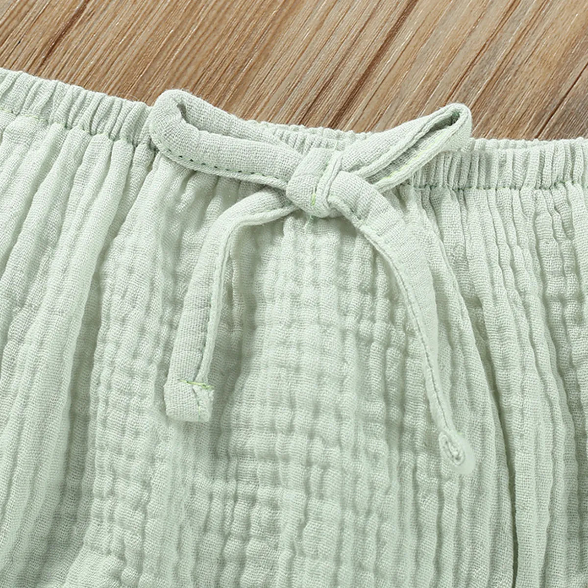 Girls' solid colour cotton sling top and hot pants two-piece suit in green, pullover style for toddlers