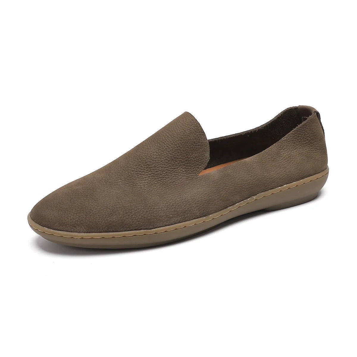 Handmade men's low-top leather shoes in grey with a rubber wedge sole and breathable cowhide lining