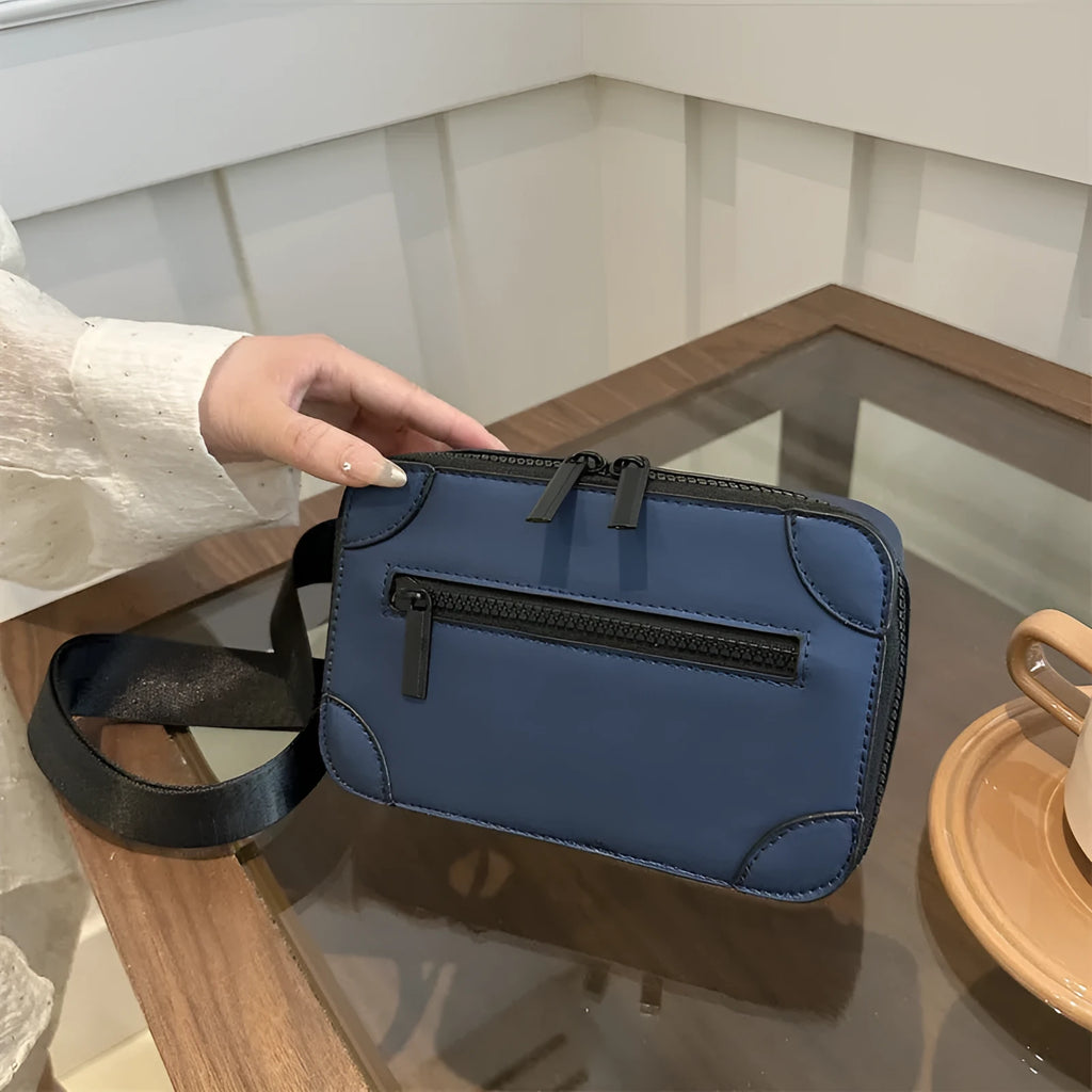 Women's square crossbody bag in PU leather with three-dimensional pockets and mobile phone compartment