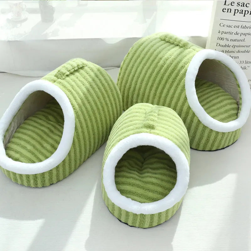 Thickened three-dimensional macaron cat nest in pink, green, blue, or yellow colour