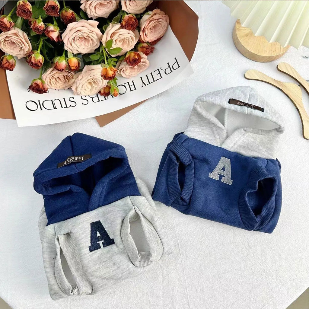 Blue and grey-white slim-fitting pet hoodie with reflective letters for cats and dogs