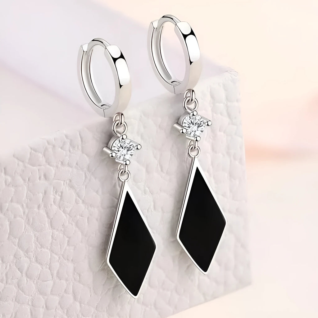 Silver vintage diamond-shaped geometric drop earrings for women with Japanese Korean style.