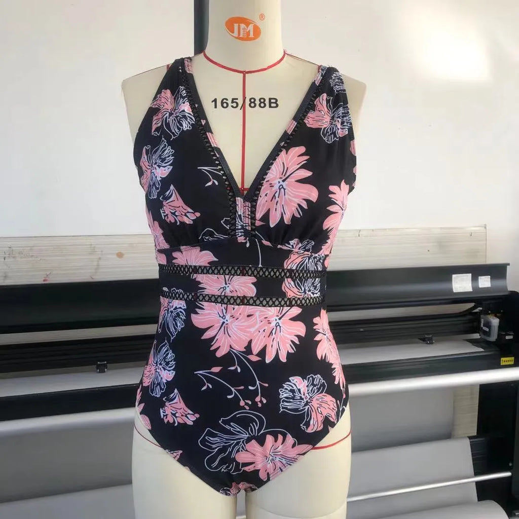 Black plus size women's polyester bikini swimsuit with printing pattern