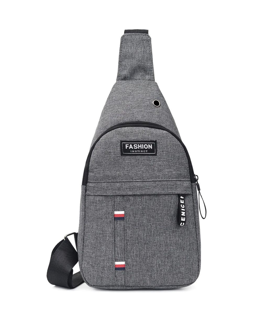 Outdoor mountaineering cycling shoulder messenger bag in Oxford cloth, dark blue, with single strap and letter motif