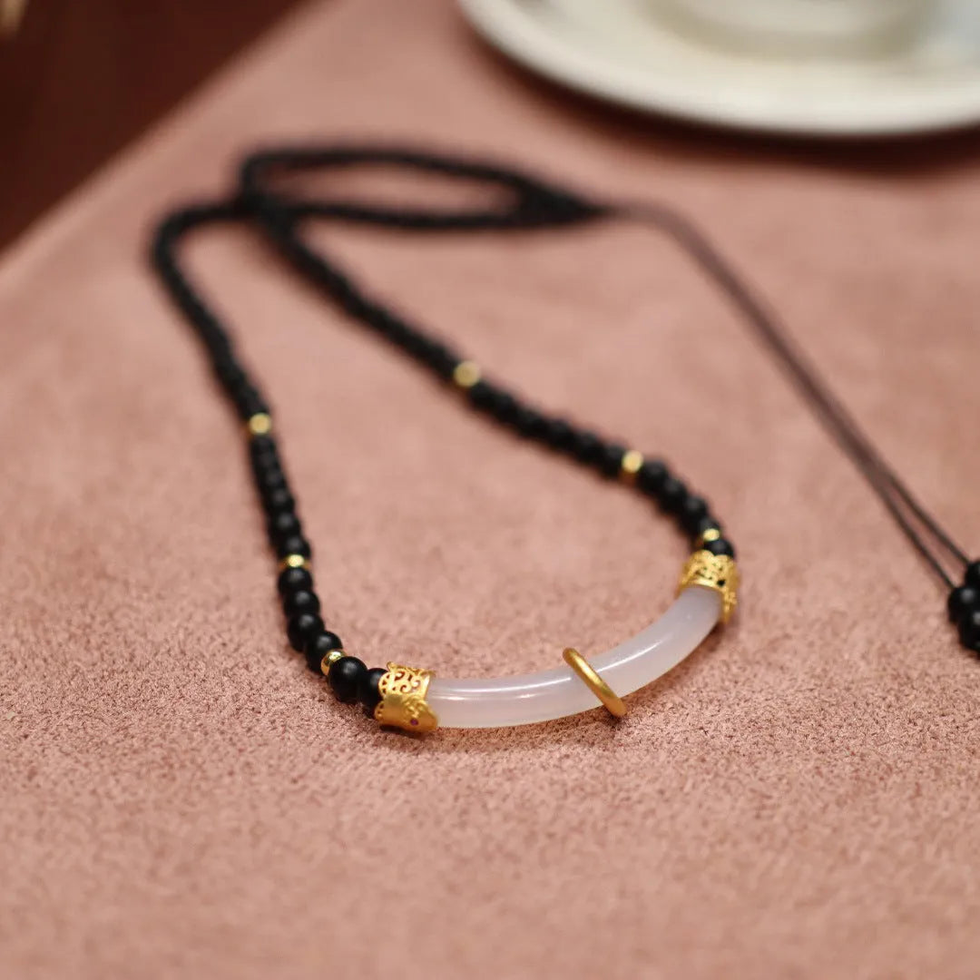 Chinese style frosted black agate and white chalcedony necklace with 925 silver U-shaped pendant