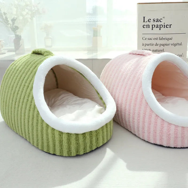 Thickened three-dimensional macaron cat nest in pink, green, blue, or yellow colour