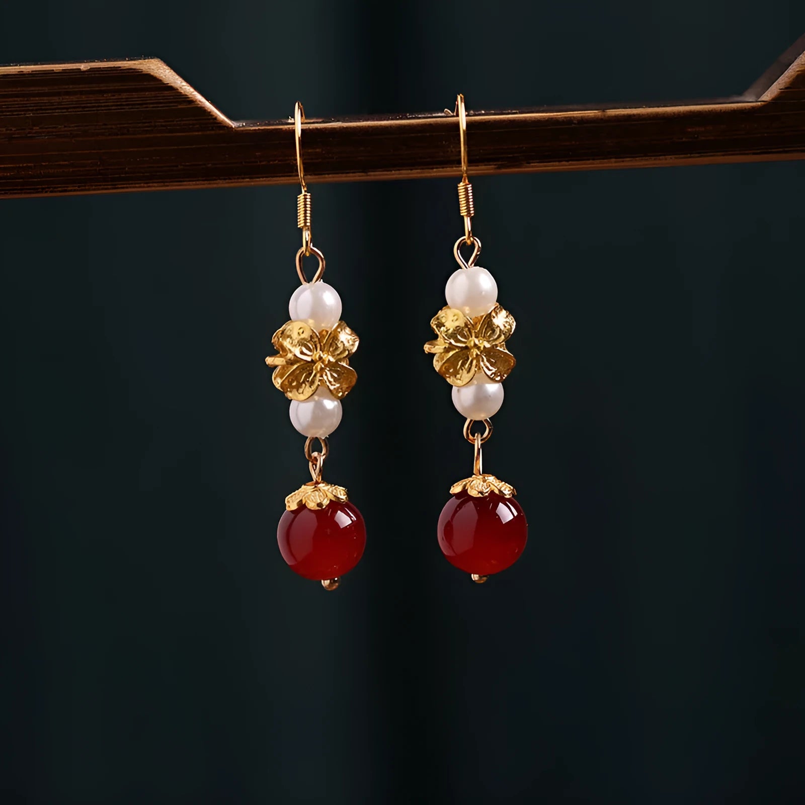 National Han Cheongsam antique earrings with geometric shape and retro colour, alloy material with electroplating finish