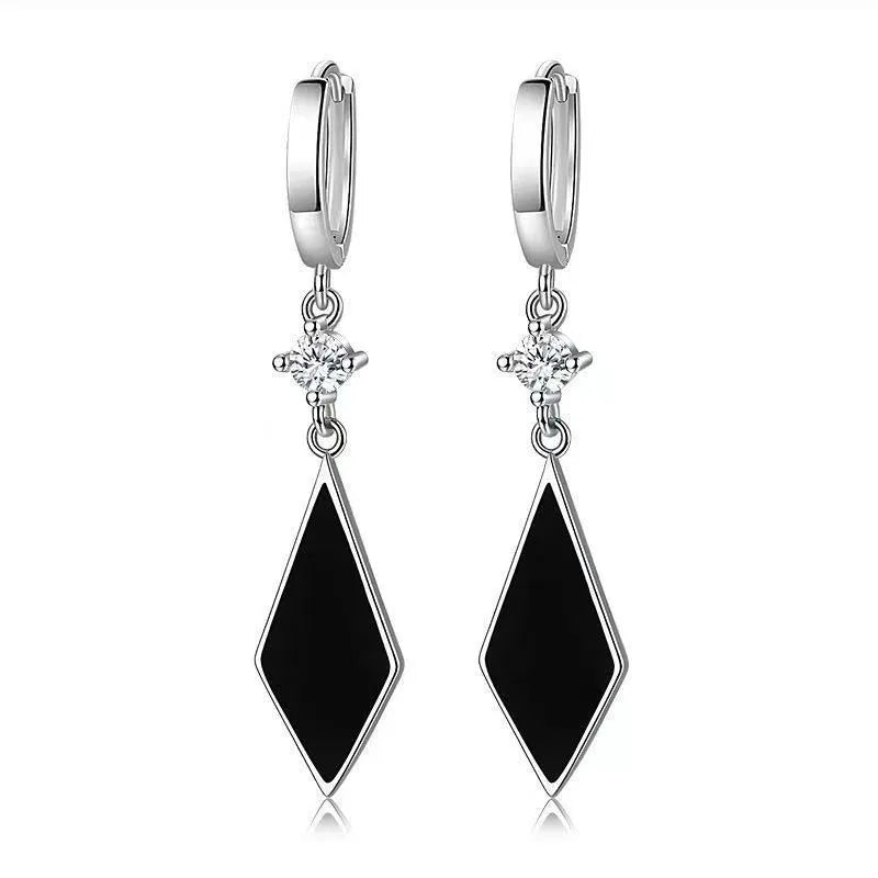 Silver vintage diamond-shaped geometric drop earrings for women with Japanese Korean style.