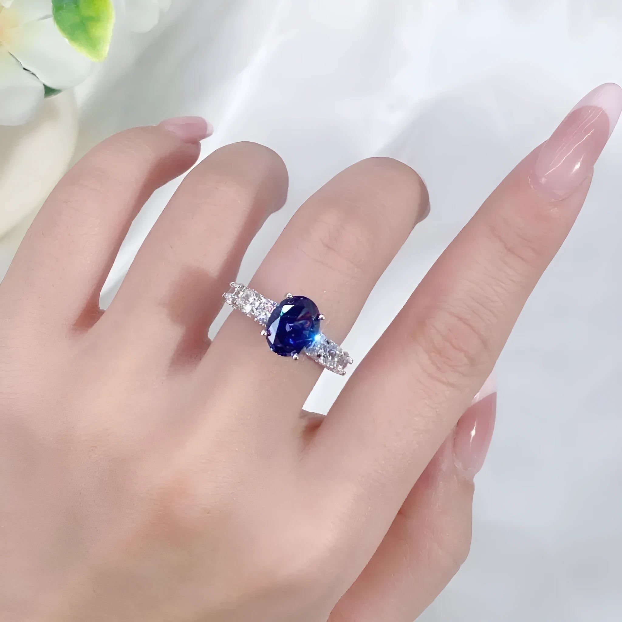 Heart-shaped sterling silver ring with an ice flower cut zircon stone in a Tan Sang colour.