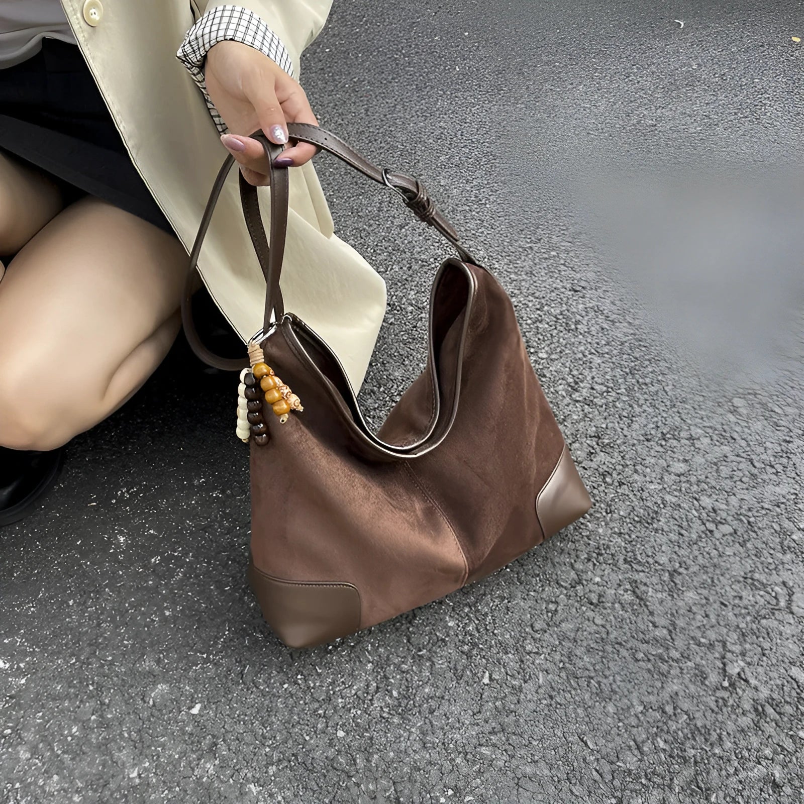 Women's PU leather retro shoulder crossbody bag in brown with ribbon pendant, horizontal shape, sandwich pocket