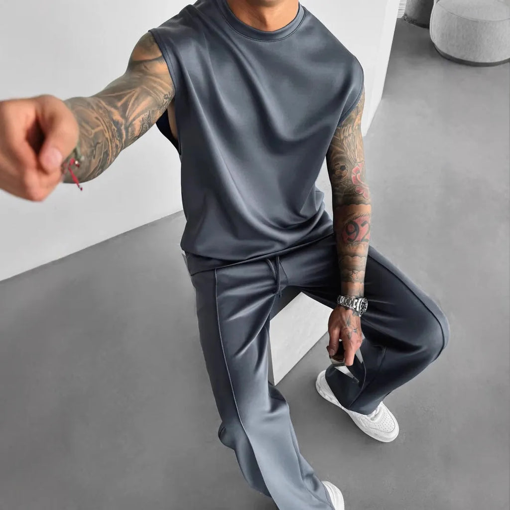 Men's two-piece suit set with trousers and vest in simple style, available in multiple colours, polyester fabric