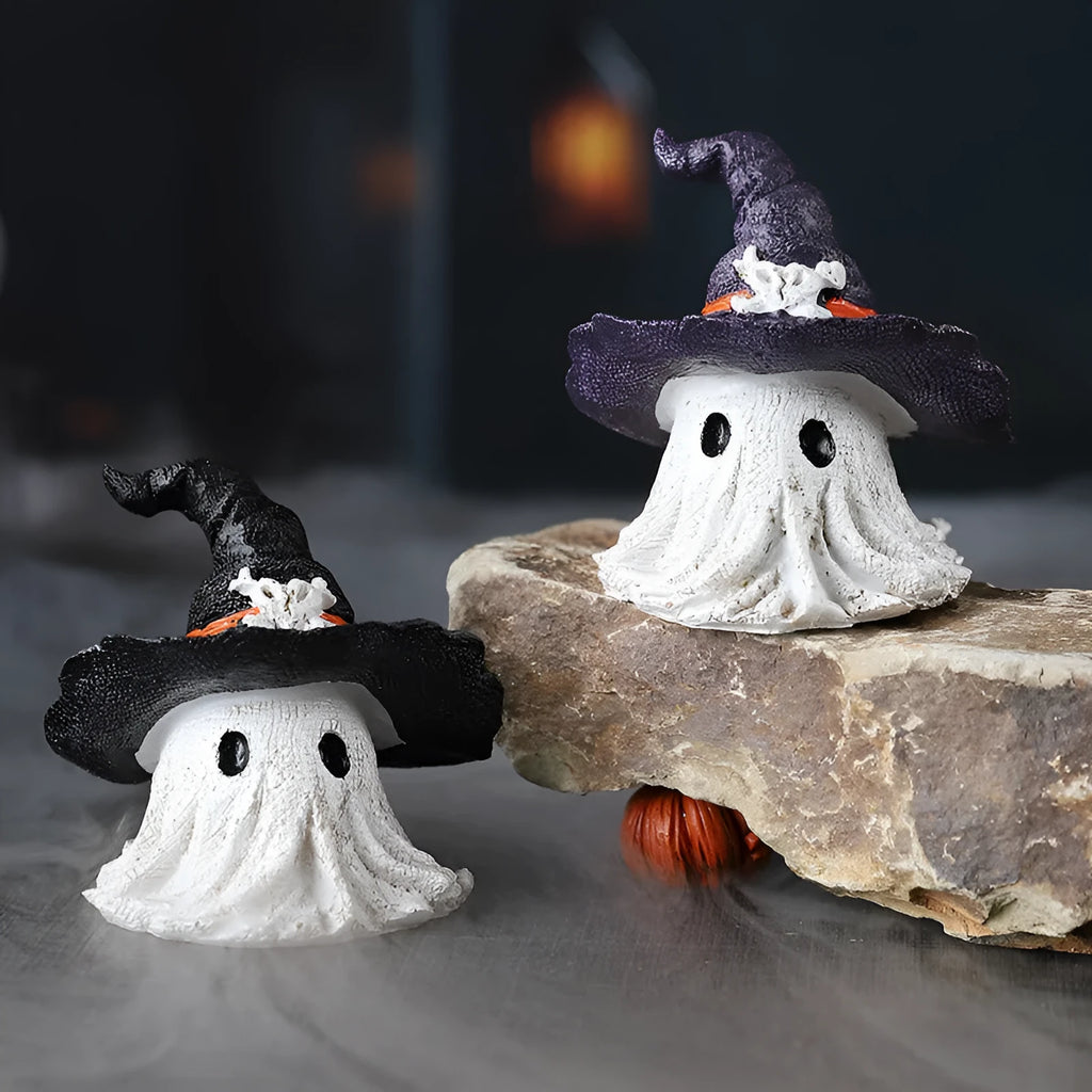 Resin wizard hat ornament in black and purple colours for seasonal decorations