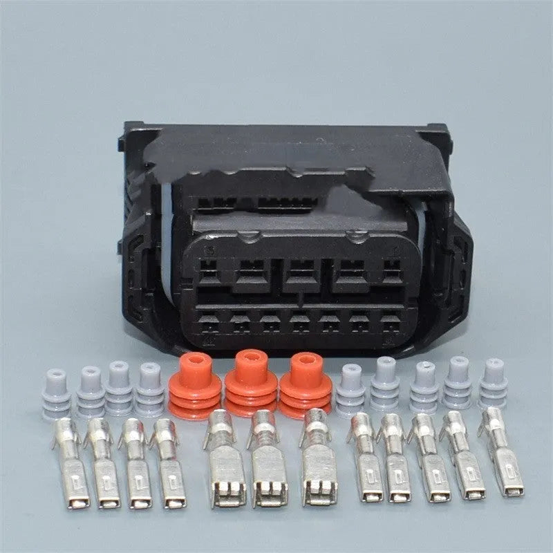 Black BMW headlight line speed plug connector for X1 E90 E92 models, part DJ7121W