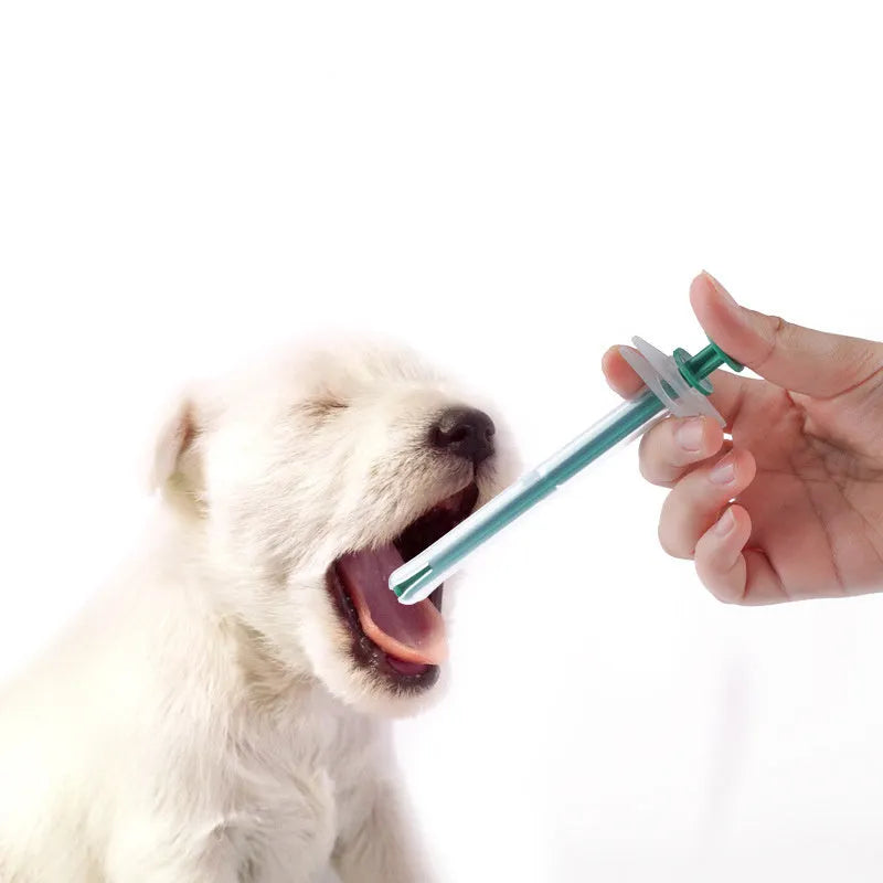2 piece pet pill shooter with soft tip syringe for small animal medication