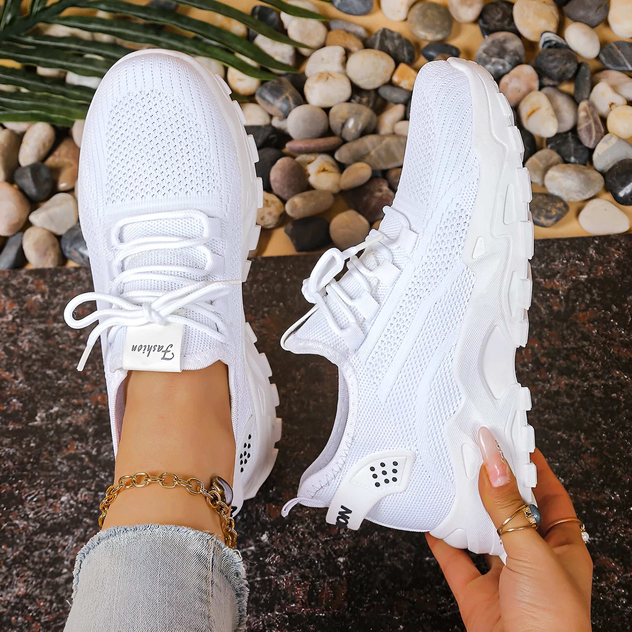 Women's low-top mesh casual shoes in beige with a Flyknit-style upper and platform sole.