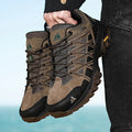 Men's casual climbing shoes with round toe and synthetic leather upper for autumn winter outdoor sport