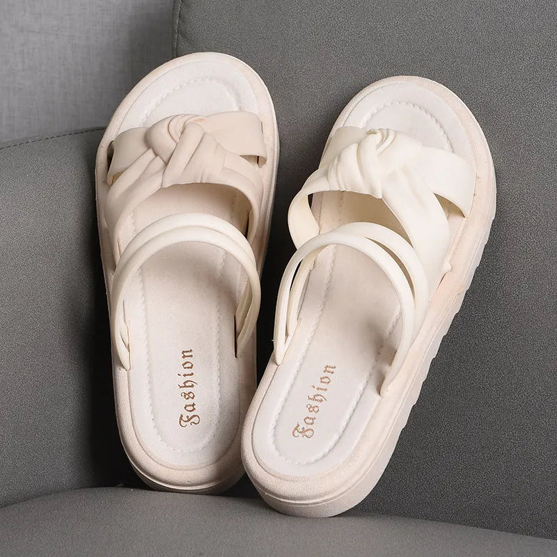 Women's black and white sandals with thick back support and two-way wear design for outdoor leisure