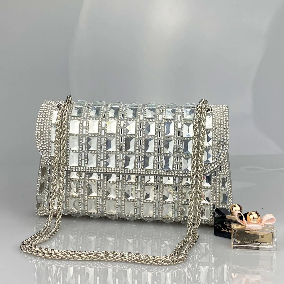 Shiny glass rhinestone chain clutch bag in horizontal square shape with open pocket