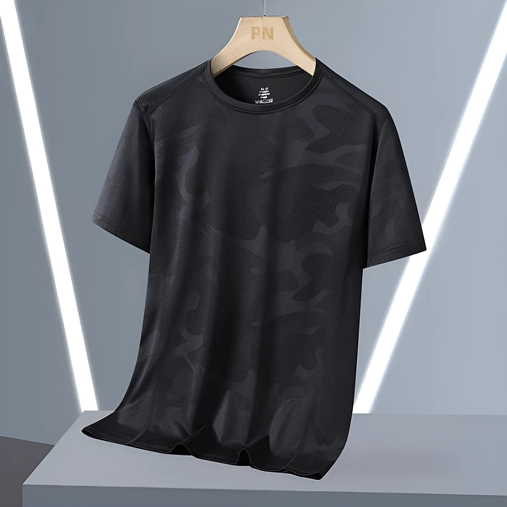 Men's camouflage pattern nylon summer top with short sleeves and round neck in loose fit