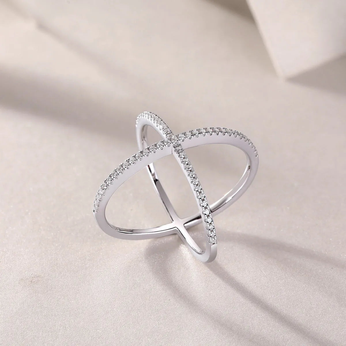 X-shaped heart moissanite wedding ring set in S925 silver with platinum plating gold colour