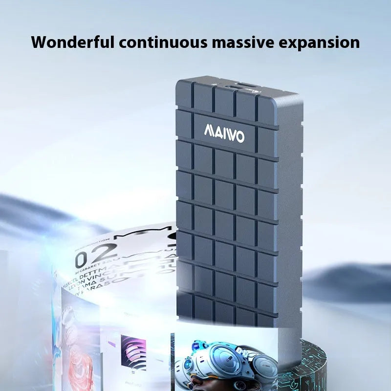 USB4 hard disk enclosure for M.2 solid-state drives with aluminium construction and 40Gbps speed