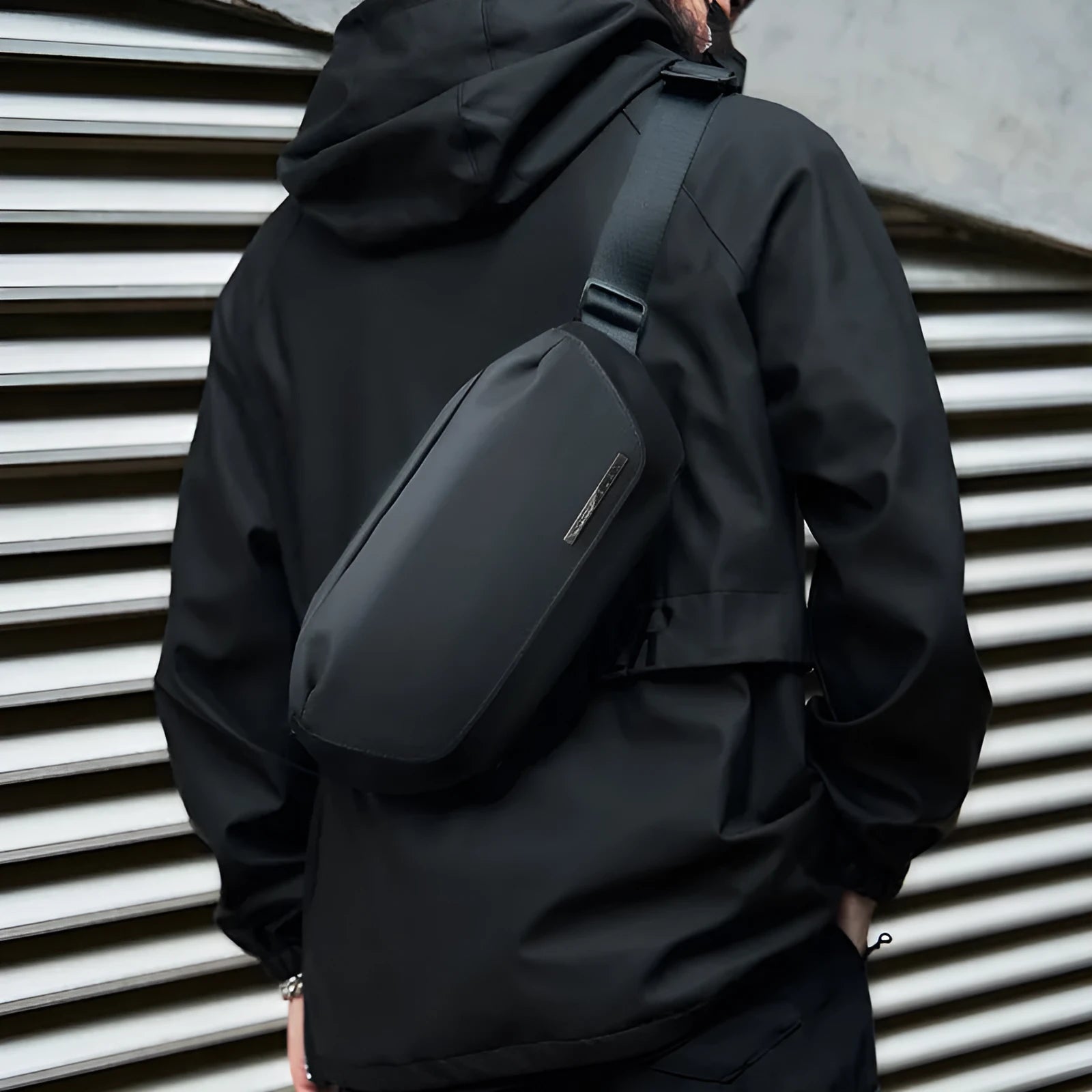 Black Oxford cloth men's messenger bag with one-shoulder strap in street trend style